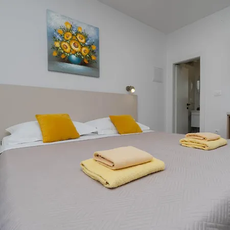 Apartament Private Near Center *