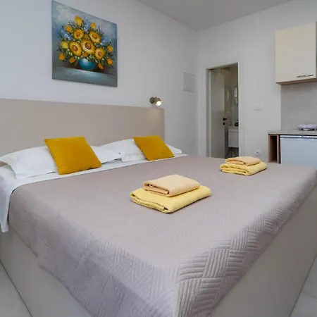 Apartament Private Near Center *